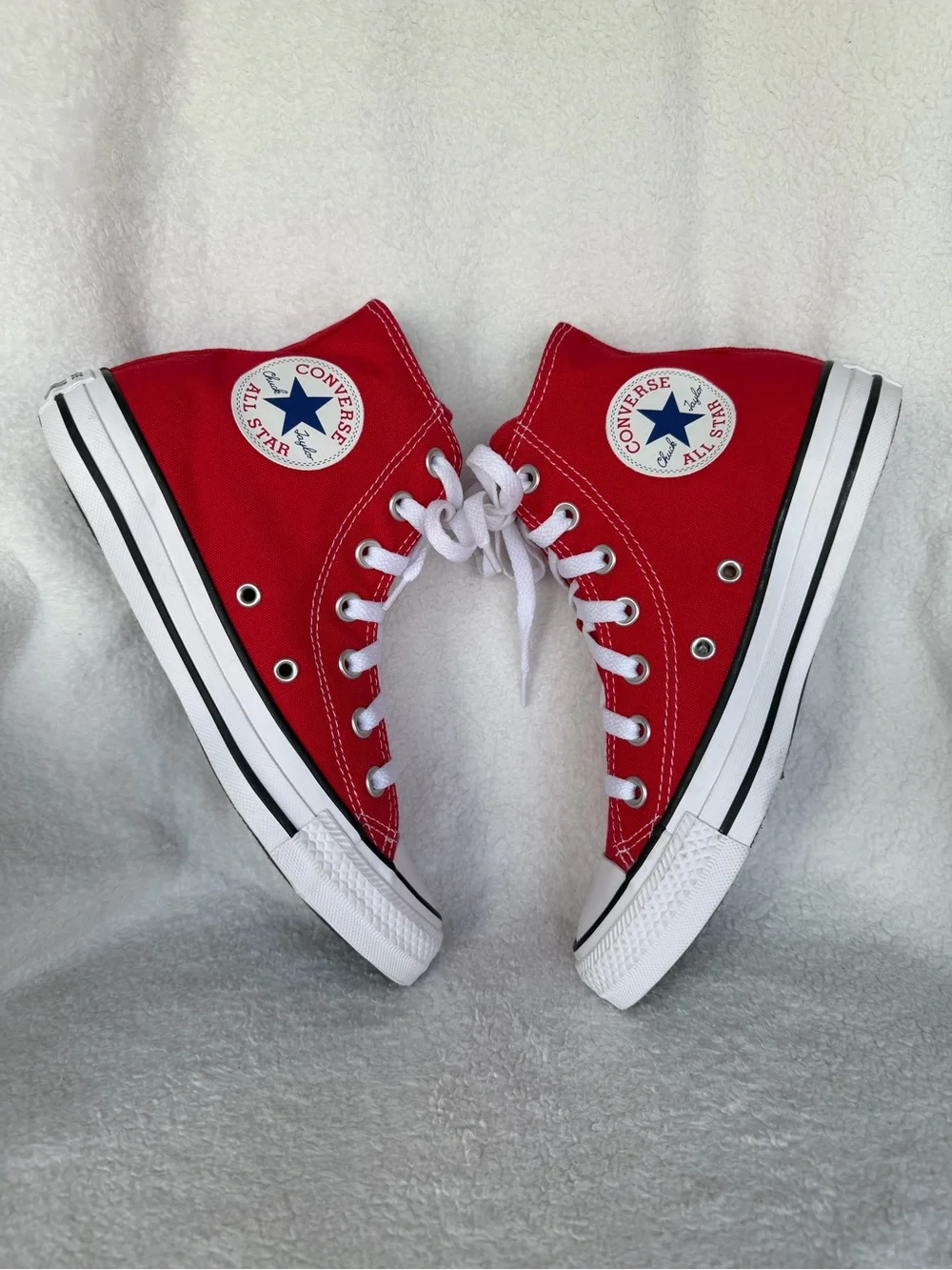 Converse Chuck Taylor All Star Hi Tops Size Men 4.5 Women 6.5 Red Sneaker Shoe